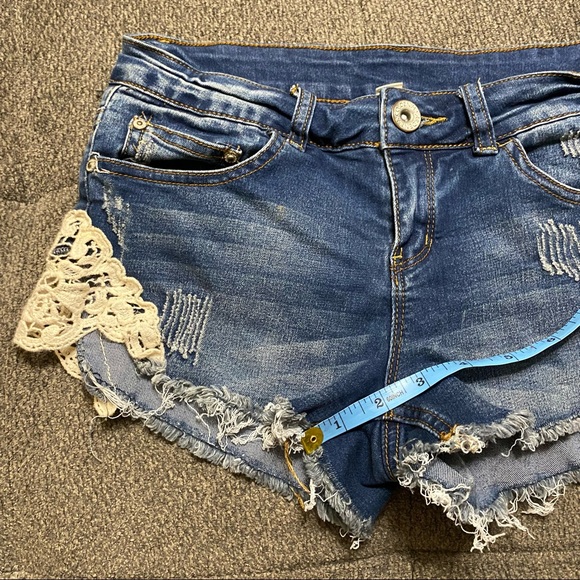 Distressed Lace Jean Shorts, Low Rise by Ardene - Picture 9 of 9